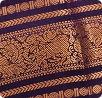 The yali must possess a specific aggressive posture to function as a guardian